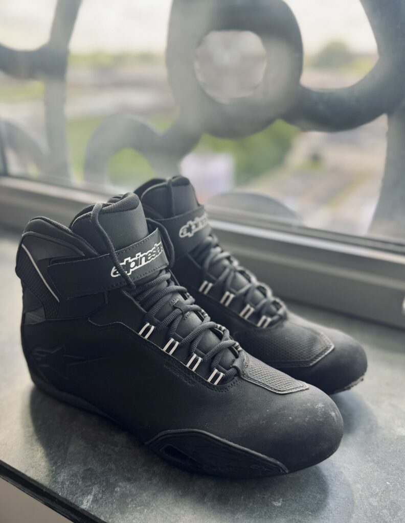 Alpinestars Sektor motorcycle riding boots front