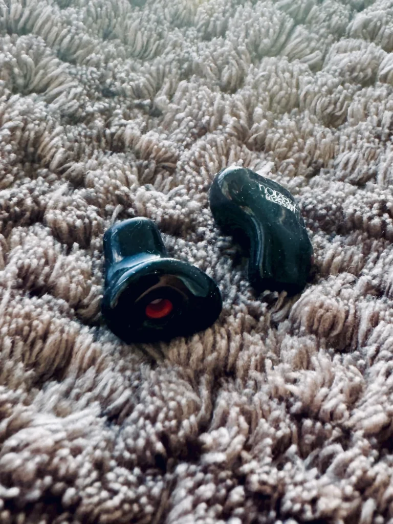 Motorcycle earplugs for reducing wind noise and rider fatigue